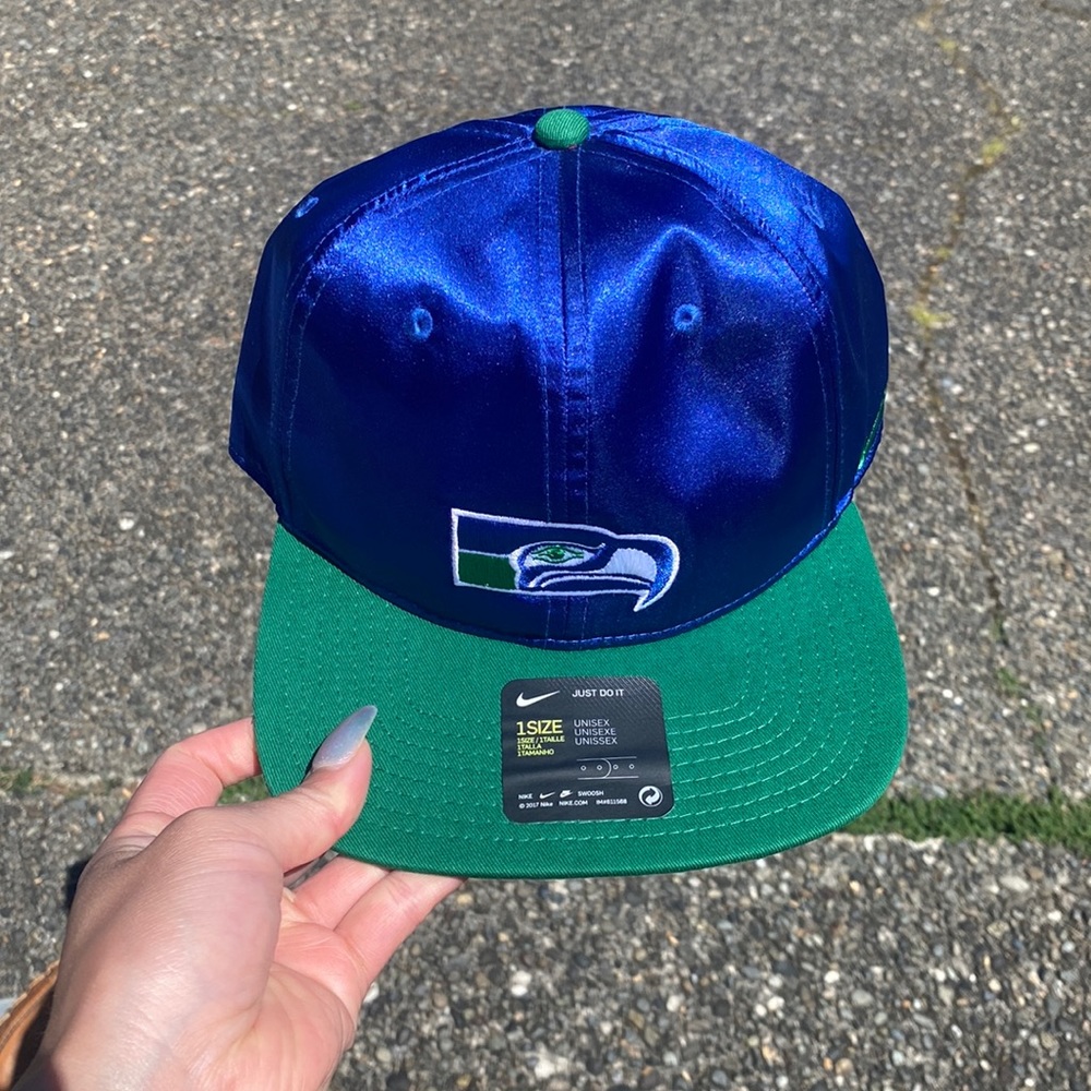 Nike Blue and Green Cap